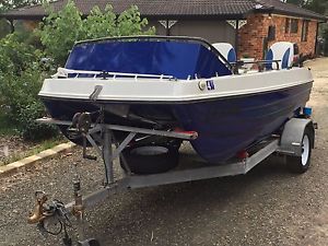 Aussie Whaler Twin Hull, 40hp Mercury Motor Boat and Trailer