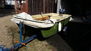 Sport/fishing boat 3.2m with trailer etc
