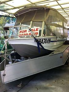 Sea Jay aluminium boat with canopy and custom trailer