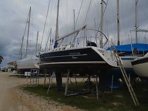Beneteau Oceanis 323 Clipper Yacht