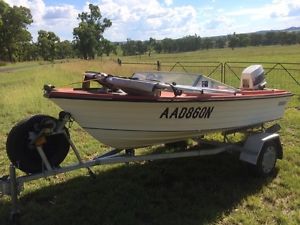 Easyrider 139 boat
