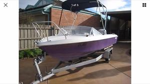 16ft Fish/Ski Boat - lowest price $2600 - pick up by friday - no offers -