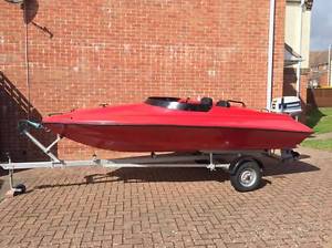 Speed boat 14ft, Evinrude 35HP outboard & trailer.