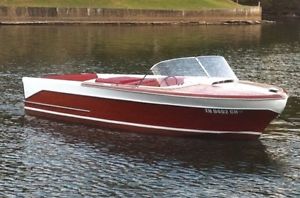 1958 21ft Chris Craft Continental wood boat