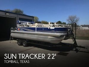 2014 Sun Tracker Fishin Barge 22 DLX