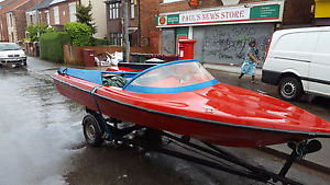Speed Boat with quick launch trailer Power BOAT speedboat