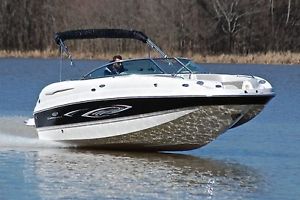 2006 Chaparral 236  Sunesta Deck
