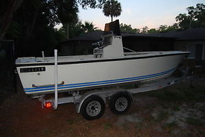 1985 Sea Craft Center Console image 1