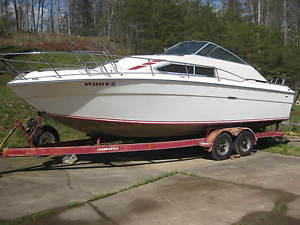 1978 Sea Ray SRV 260 Express Cruiser