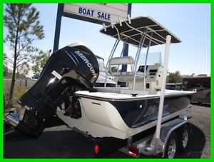 2016 Key Largo Center Console 220Bay