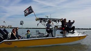 2003 Twin Vee Express