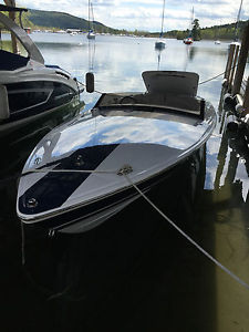 2003 Donzi Classic 22
