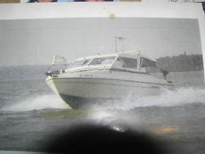 1989 Bayliner 25' Cabin