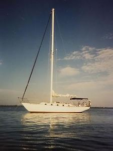 1981 Horizon Yacht Aft Cockpit Sloop