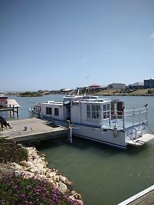 River Boat Tennessee Duckflat 40ft