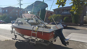 15ft/4.5m Half Cabin Boat - 65HP 2 Stroke Suzuki Motor