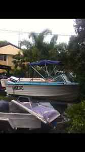 Fibreglass 14.5ft cruise craft rouge
