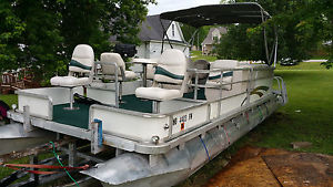 1987 poontoon