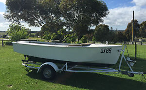 Timber Wooden Boat 4.7 m Putt Putt