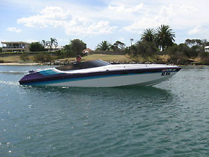 1995 nordic 25 foot 454 boat