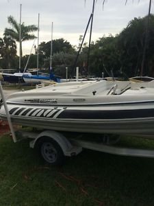 2001 NOVURANIA EQUATOR 530