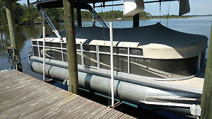 2013 Crest 230