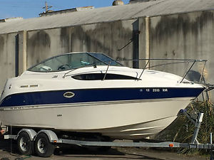 2006 Bayliner 245 SB