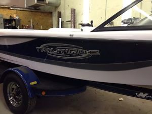 2002 Nautique