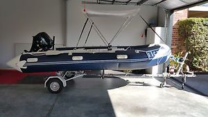 4.2 M Inflatable Boat with 20hp Tohatsu engine and Bulldog foldable trailer