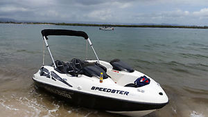 SKI LEISURE BOAT
