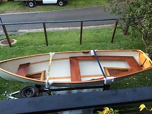 13 FOOT WHITEHALL WOODEN ROWING SKIFF (ROWBOAT)