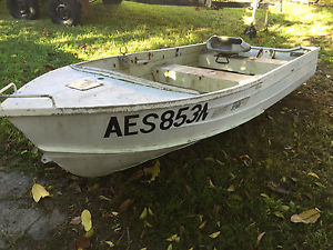 3.67M tinny in good condition just needs a clean. This will not last long.