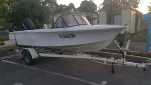 Speed Boat  - 70 HP Mercury