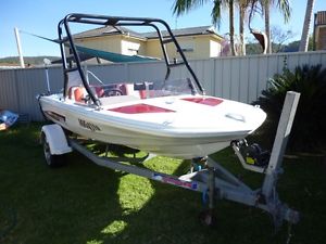 ski fishing boat
