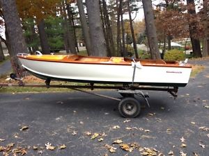 1952 12 Foot Yellow Jacket Runabout Boat