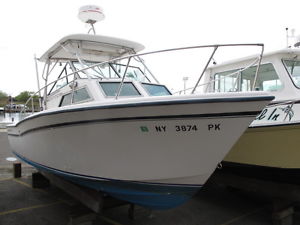 1985 Grady White 25 Sailfish
