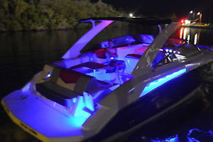 2014 Chaparral 328 SS Black Diamond Edition