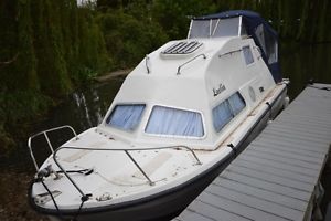 Norman 22 Cruiser - modified topsides