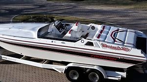 Fountain Fever Twin 650HP x2 New in 2012; Hull is 94