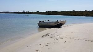 2013 Stessco Bass Tracker FL410