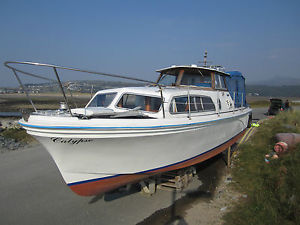 PROJECT BOATS - 'PROJECT 31' ( PRINCESS 32 ) TWIN DIESEL MOTOR CRUISER