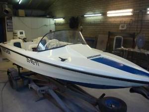 Fletche  speed boat with Fantastic engine