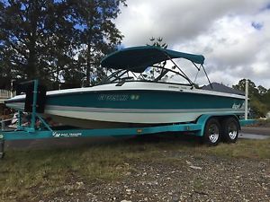 Tige Ski Boat Malibu nautique wake board mastercraft supreme