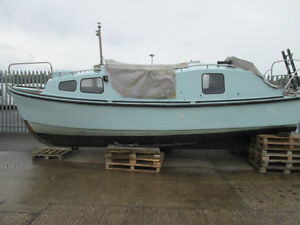 1998 Cheverton Motor Boat