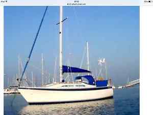 29ft Moody yacht