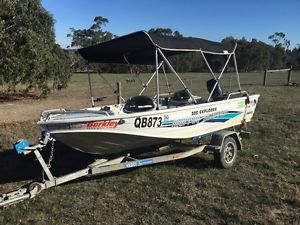 Quintrex 385 Explorer, Mercury 25hp outboard