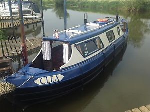 Narrowboat 30ft with good hull survey  lister diesel cruiser stern
