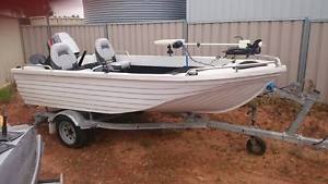 2004 Polycraft Challenger Boat & 2006 Mariner 40hp Outboard & Seatrail Trailer