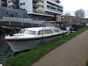 Marine Projects 32 foot cruiser