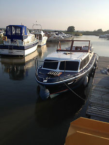 Diesel RIVER Cabin boat CRUISER , estuary , sea boat twin diesel Princess, RLM,